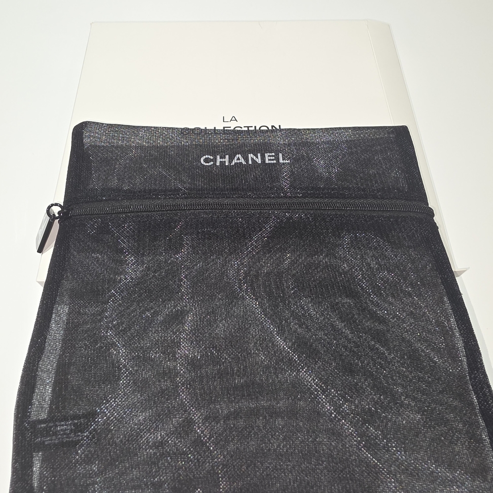 CHANEL Black Mesh Zipper Pouch - Picture 2 of 2